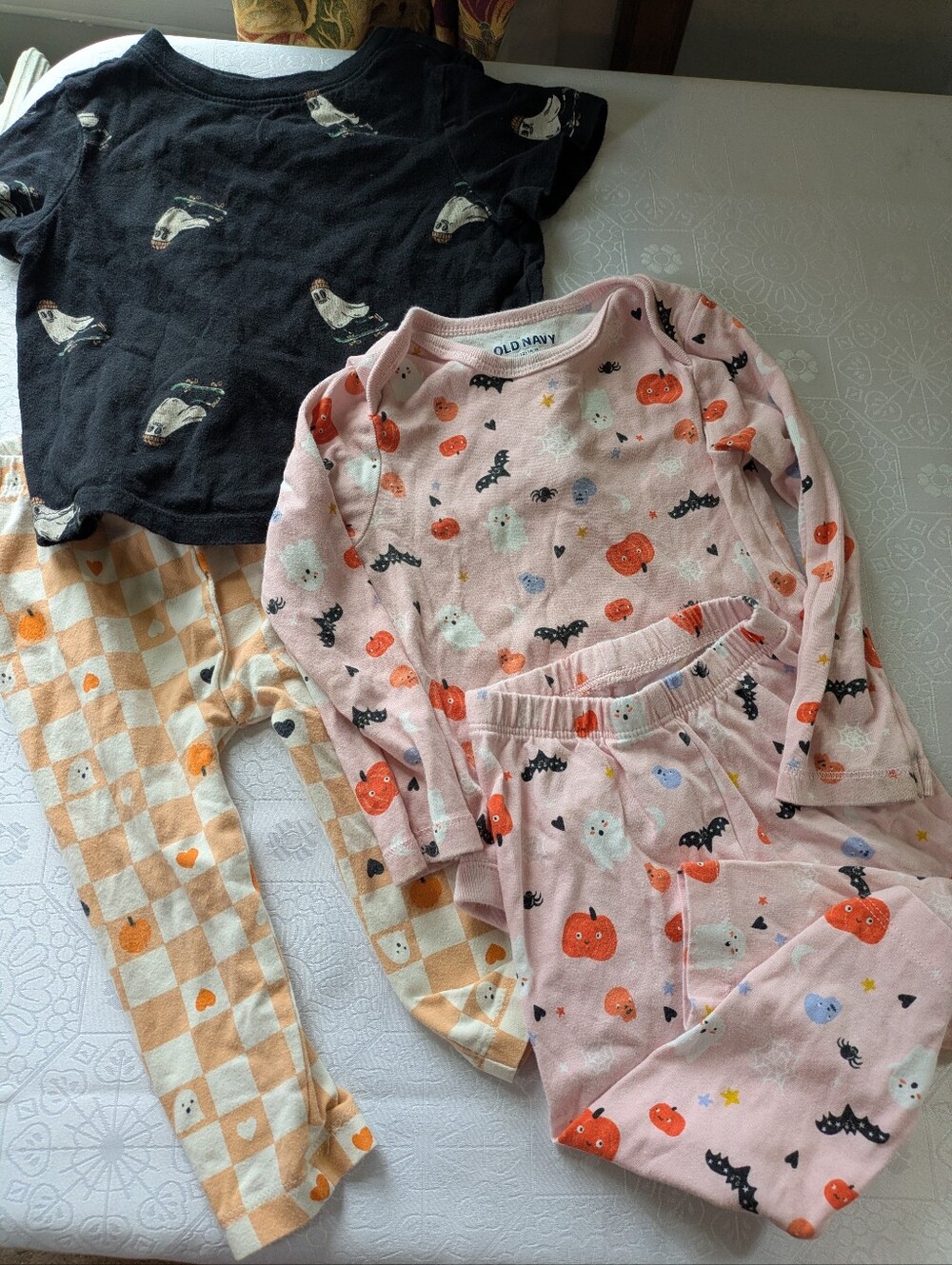 Toddler 12-18 Mo. Halloween Bundle- Onesie, T Shirt 2 Leggings